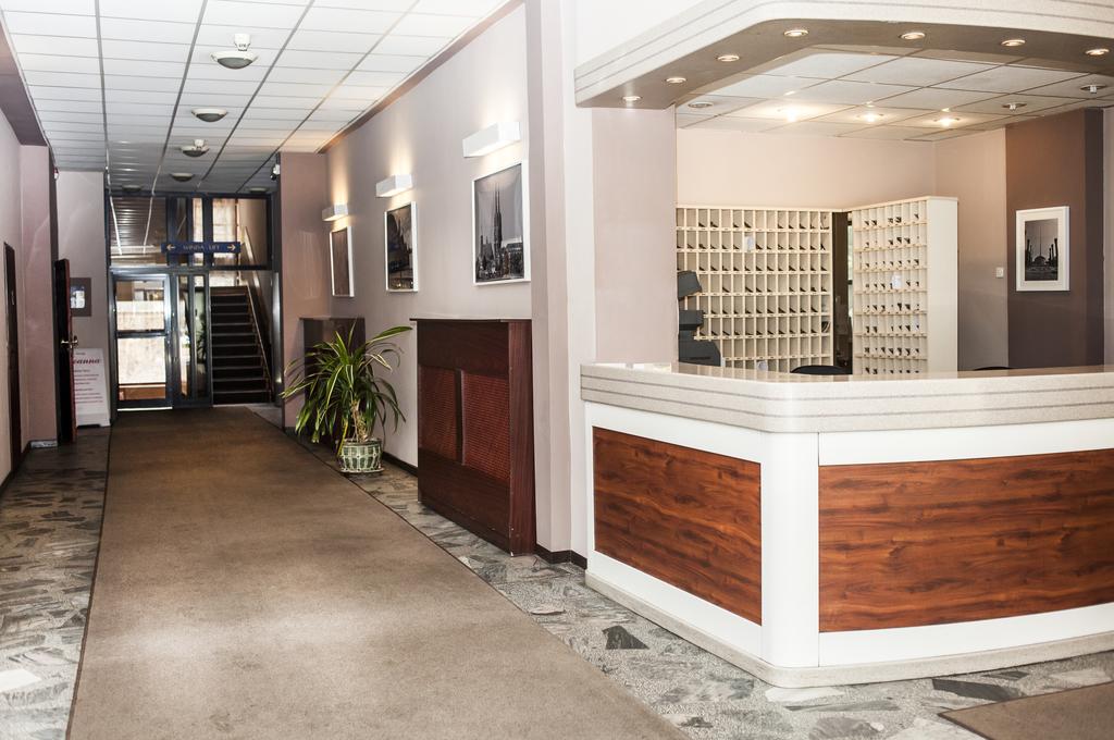 WIENIAWA hotel Wroclaw accommodation in Poland